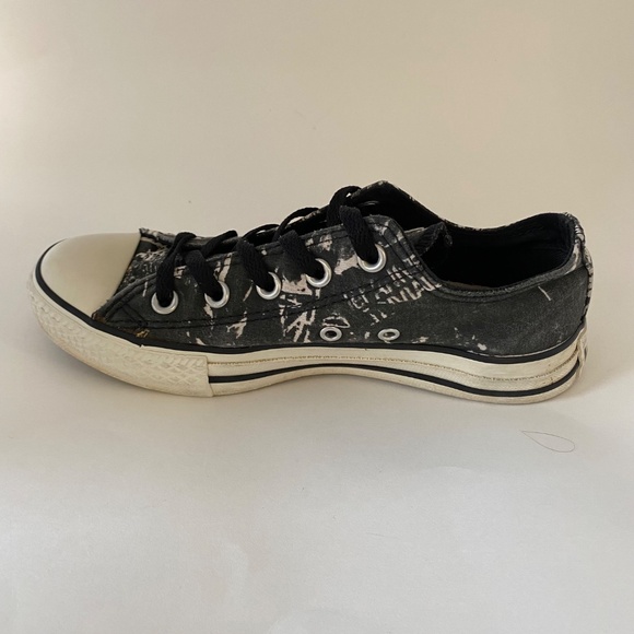 Converse All Stars Black & White women's size 6 - Picture 4 of 10